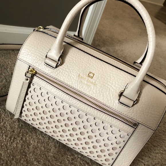 kate spade Handbags - Kate Spade ♠️ Cream colored purse!